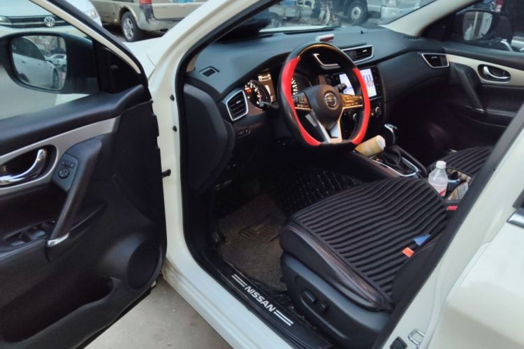 Used Nissan Qashqai 2021 2.0L CVT Luxury Edition Driver Seat