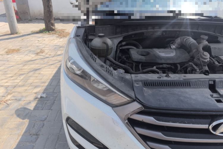 Used Hyundai Tucson 2018 1.6T Dual-Clutch Two-Wheel Drive 15th Anniversary Special Edition Right Front Headlight