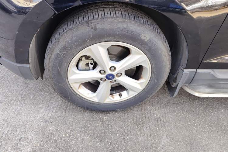 Used Ford Edge 2016 EcoBoost 245 Two-Wheel-Drive Titanium 5-Seater
