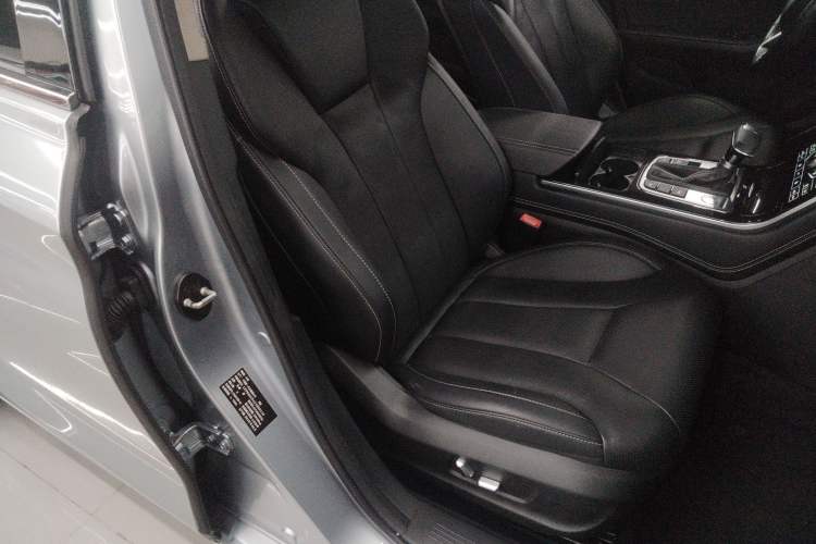 Used Hongqi H5 2018 30TD Smart Connect Dynamic Edition