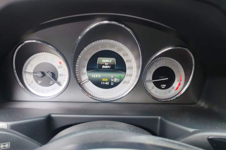 Used Mercedes-Benz GLK-Class 2015 GLK 260 4MATIC Dynamic Edition Ultimate Version Instrument Cluster