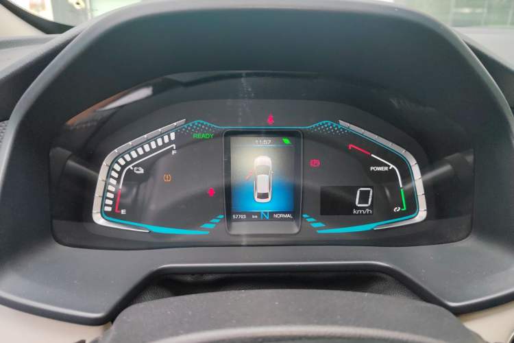 Used ORA iQ 2018 High-Range Version Smart Connectivity Model