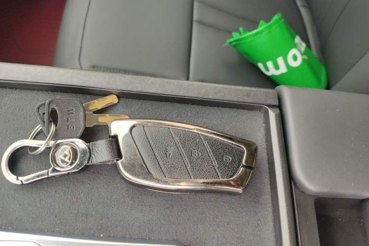 Used SAIC MAXUS Xingji X 2025 2.5T Luxury Edition
