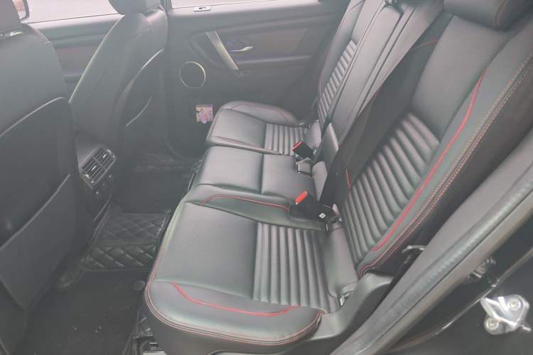 Used Land Rover Discovery Sport 2020 249 PS R-Dynamic Performance Tech Edition 7 Seats Left Rear Seat