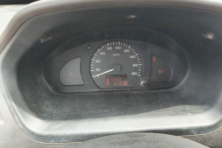 Used Wuling Rongguang 2014 1.2L S Base Model