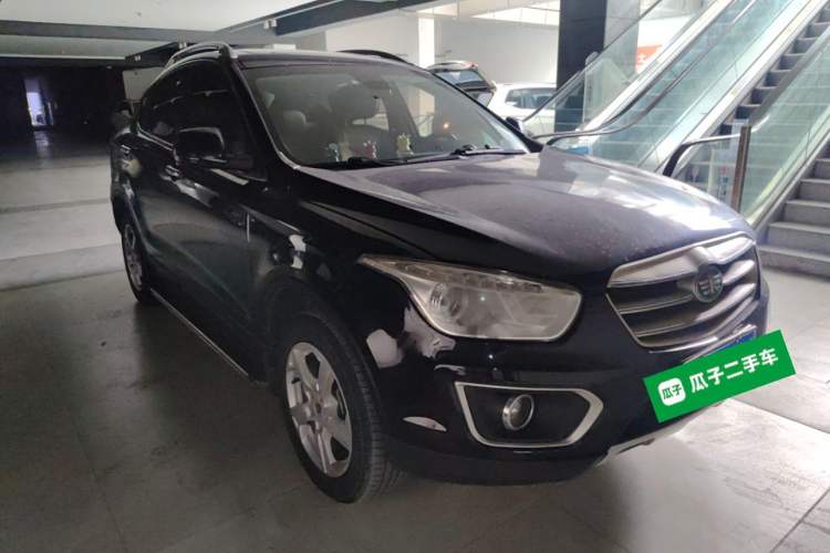 Used Bestune X80 2013 2.0L automatic comfort version
