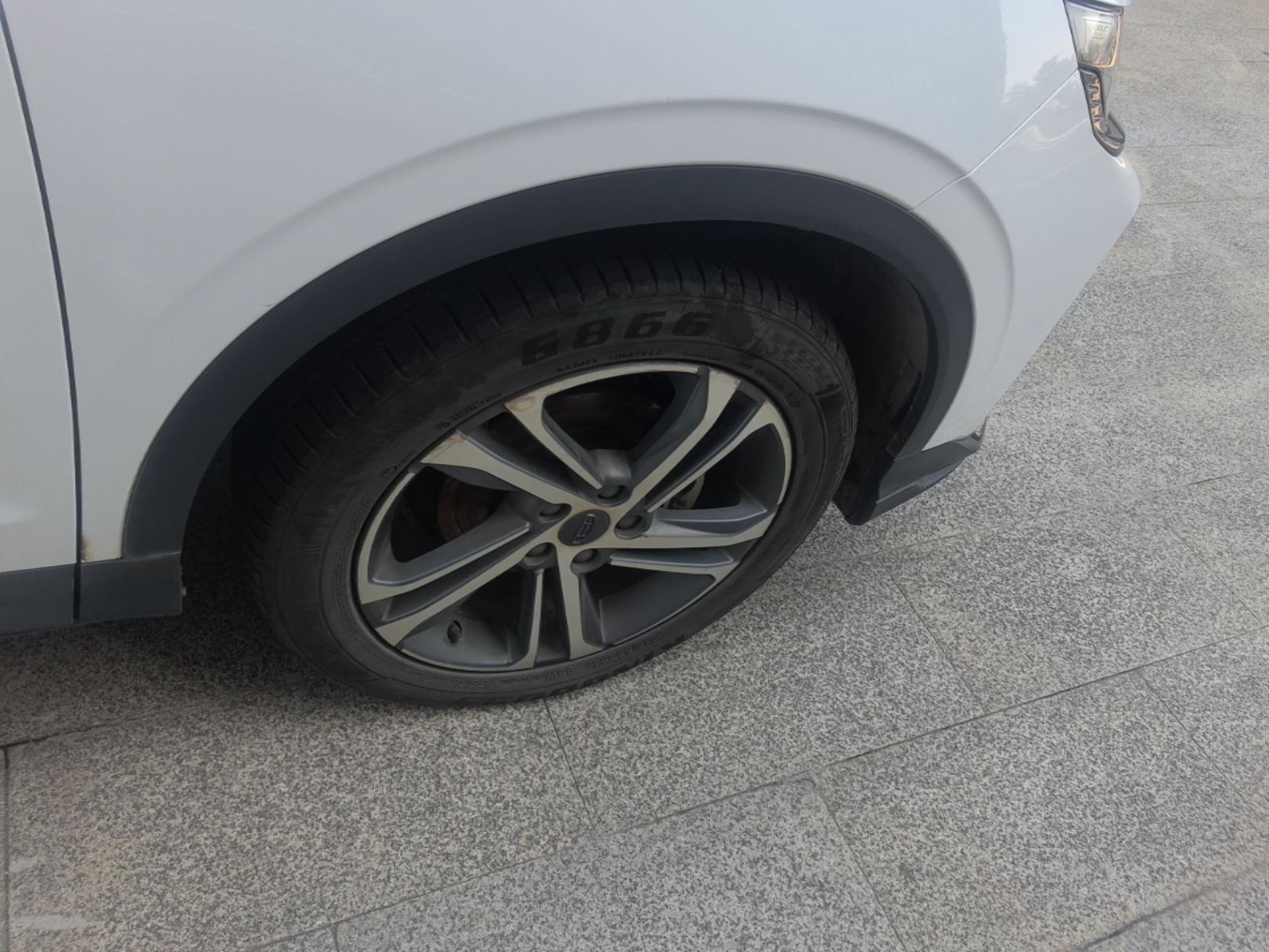 Geely Auto Coolray 2021 1.4T DCT Diamond Edition — снимка 11
