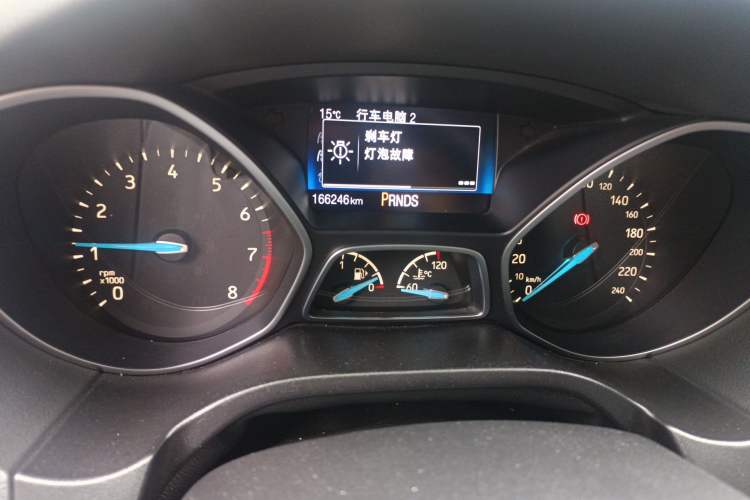 Used Ford Focus 2017 Sedan EcoBoost 180 Automatic Elite Model Odometer Close Up