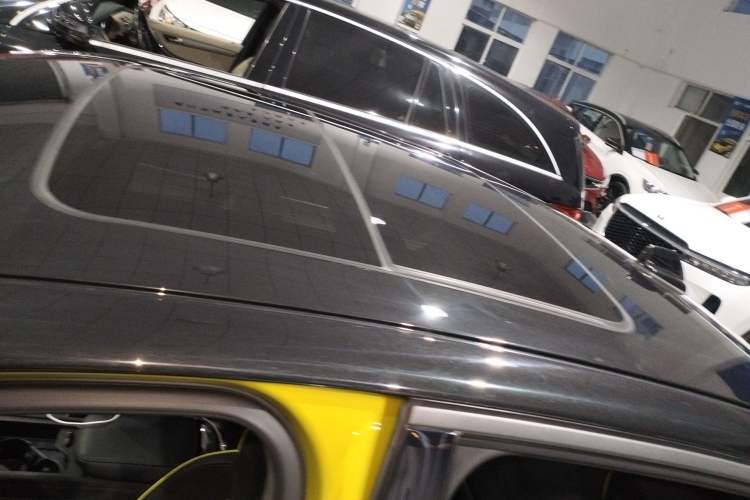 Used Lynk & Co 03 2020 03+ 2.0TD Automatic Wind-Chasing Edition Roof