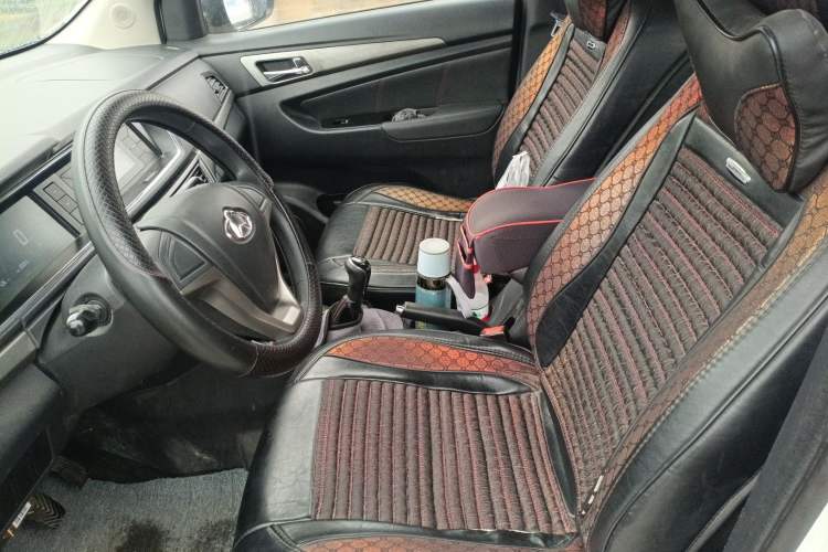 Used CHANGAN KAICHENG Oushang A600 2017 1.5L Manual Standard Edition