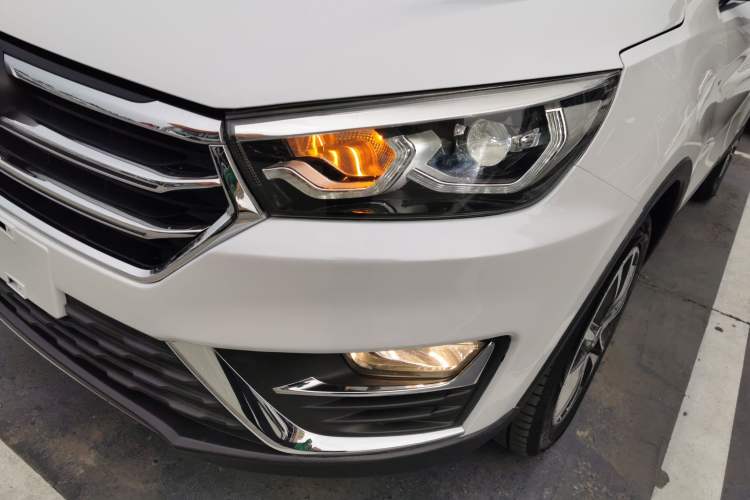 Used Hanteng X5 2018 1.5T CVT Luxury Edition
