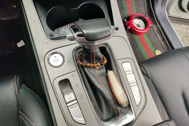 Used CHANGAN OSHAN X7 2020 1.5T Automatic Flagship Edition Gear Lever