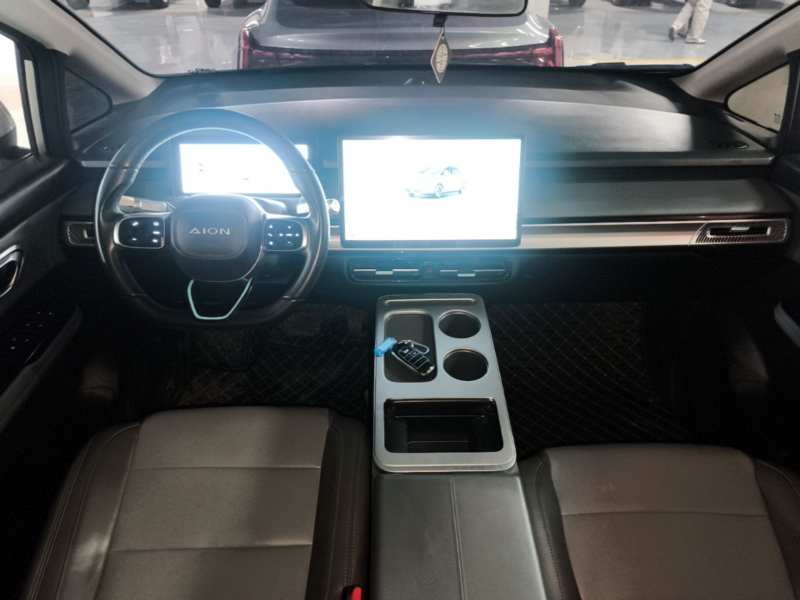 Used AION Y 2023 Plus 610 Enjoy Edition — 9