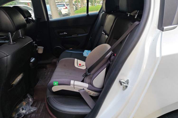 Used Chevrolet Cruze 2013 Hatchback 1.6T Automatic Flagship Model