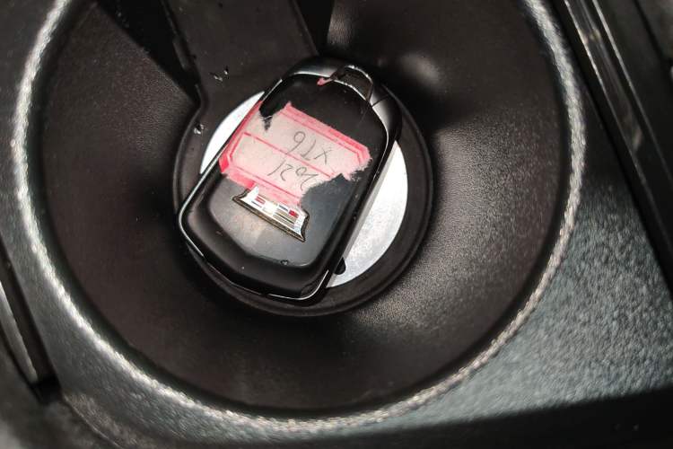 Used Cadillac XT6 2022 2.0T Six-Seater Four-Wheel Drive Luxury Version