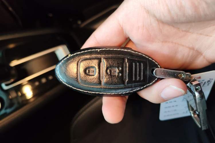 Used Nissan Kicks 2019 1.5L CVT Smart Connect Luxury Edition