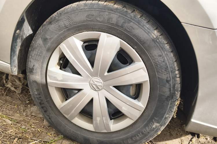 Used Volkswagen Jetta 2017 1.5L Manual Fashion Edition
