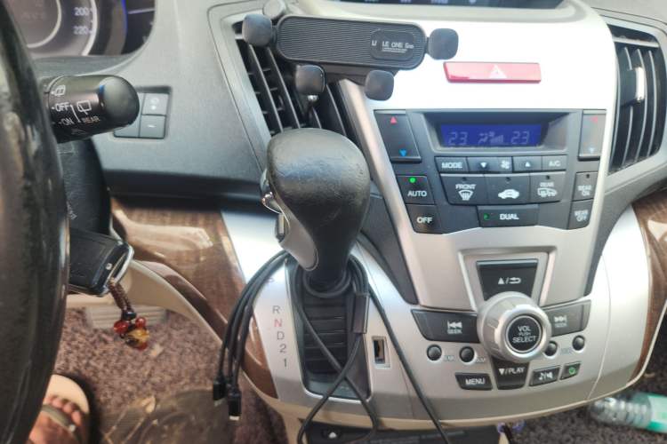 Used Honda Odyssey 2013 2.4L Luxury Edition Gear Lever