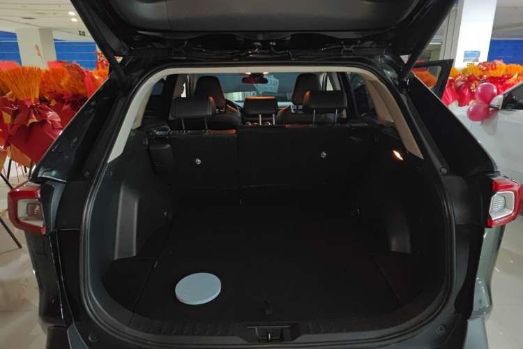 Used Toyota Wildlander 2022 2.0L CVT Four-Wheel Drive Luxury Edition