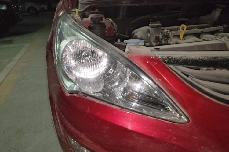 Used Hyundai Verna (older generation) 2011 Hatchback 1.4L Automatic Comfort Model GS