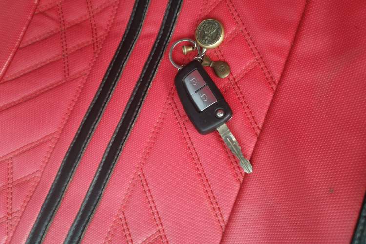 Used Nissan Kicks 2021 1.5L XL CVT Cool Enjoyment Edition
