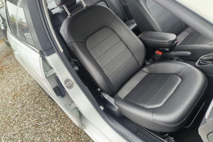 Used Jetta VA3 2021 1.5L Automatic Glory Edition Right Front Seat