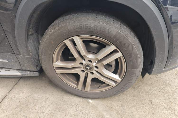 Used Mercedes-Benz GLB 2021 GLB 200 Dynamic Edition Right Front Wheel Hub