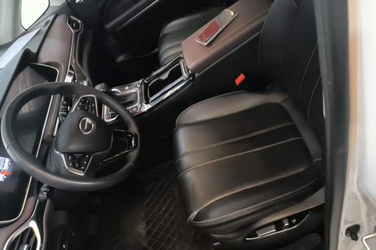 Used GAC Trumpchi M6 2023 PRO 270T DCT Luxury Edition