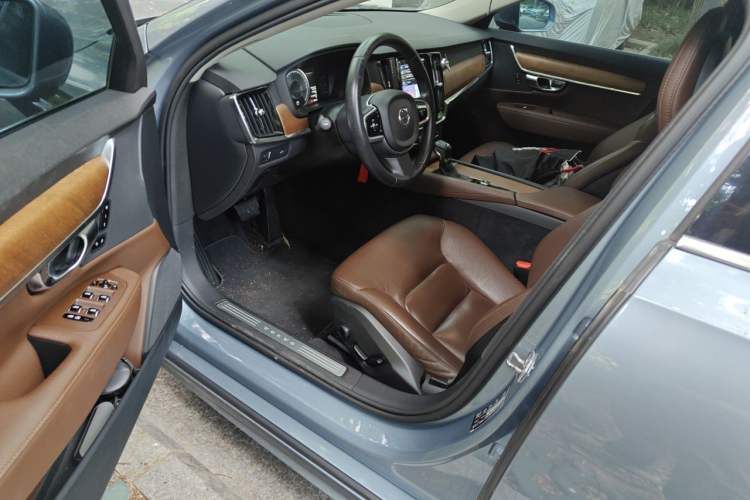 Used Volvo S90 2019 T5 Zhiyi Edition