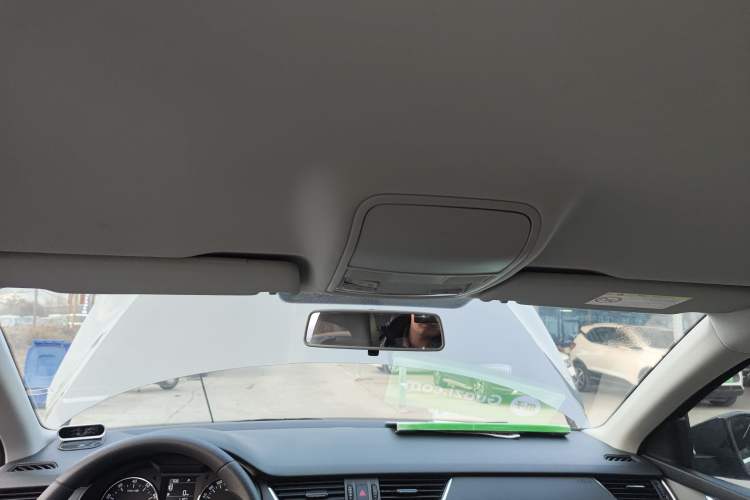 Used Skoda Octavia 2015 1.6L Automatic Yijie Edition