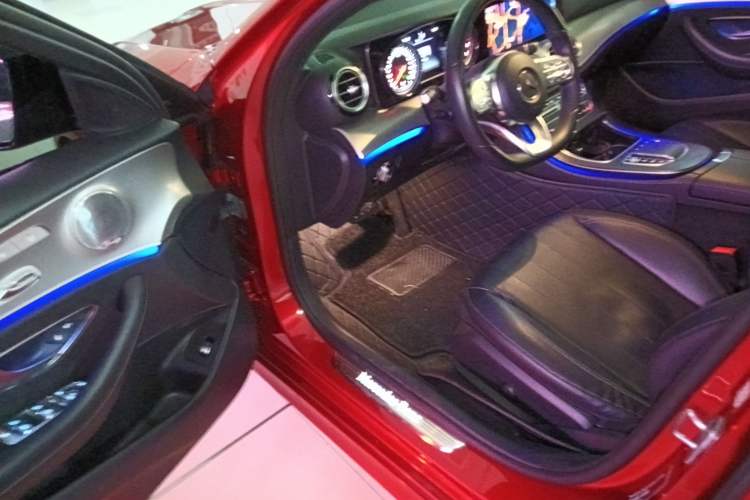 Used Mercedes-Benz E-Class 2019 E 200 Sport Edition Driver Seat