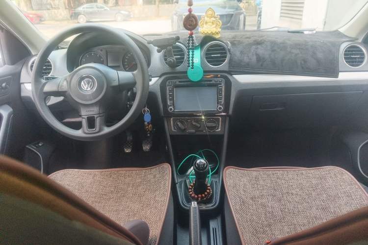 Used Volkswagen Jetta 2013 1.6L Manual Comfort Model
