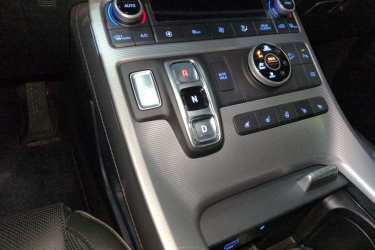 Used Hyundai Palisade 2023 3.5L Automatic All-Wheel Drive Calligraphy
