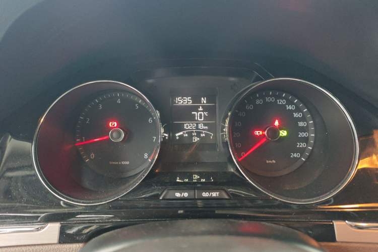 Used Volkswagen Bora 2014 1.6L Automatic Comfort Model Instrument Cluster