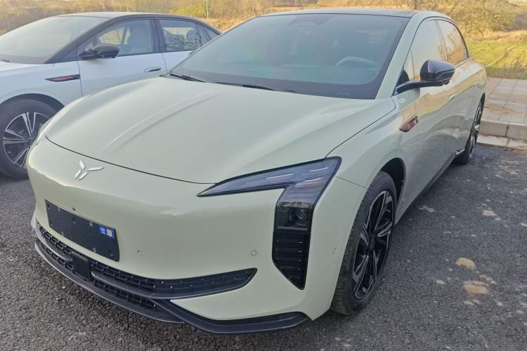 Used Hongqi EH7 2024 760 Pro+ Four-Wheel Drive Version