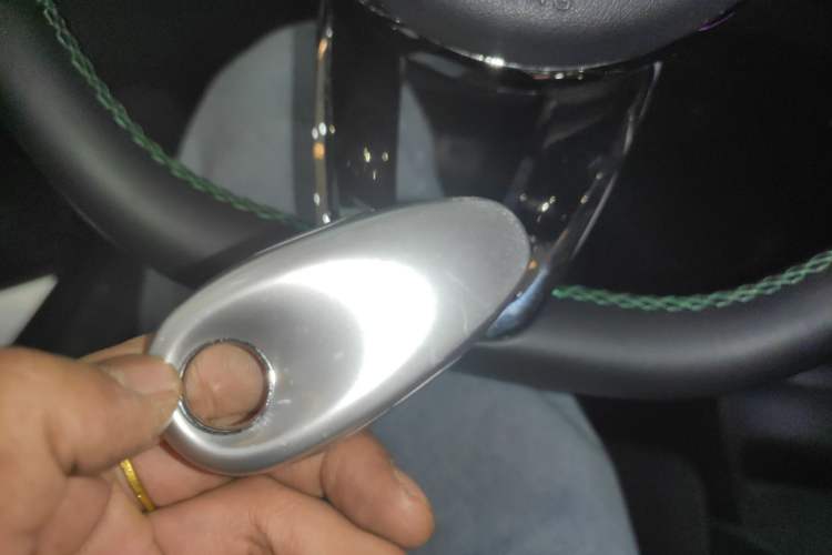 Used VOYAH FREE 2025 318 259 km All-Wheel-Drive Exploration Edition
