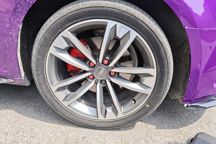 Used Audi A4L 2019 40 TFSI Fashion Edition China VI Emission Standard