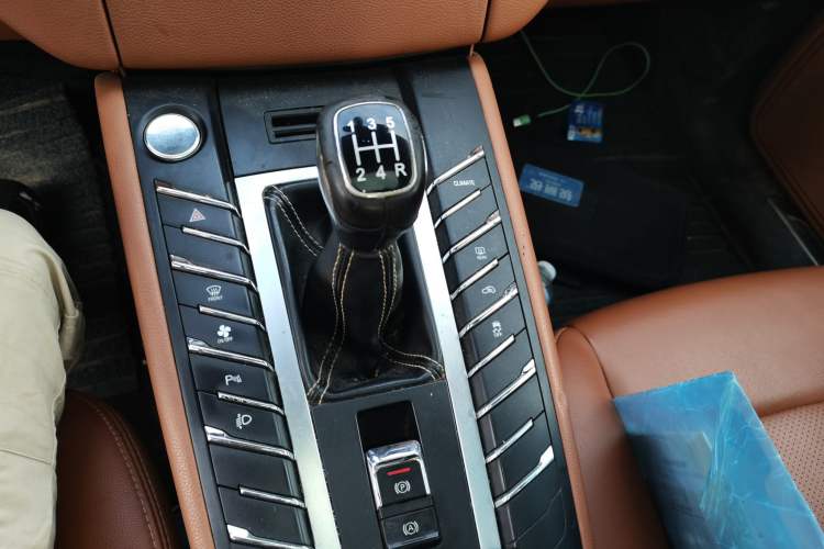 Used Zotye SR9 2017 2.0T Manual "Ultimate Light" Edition