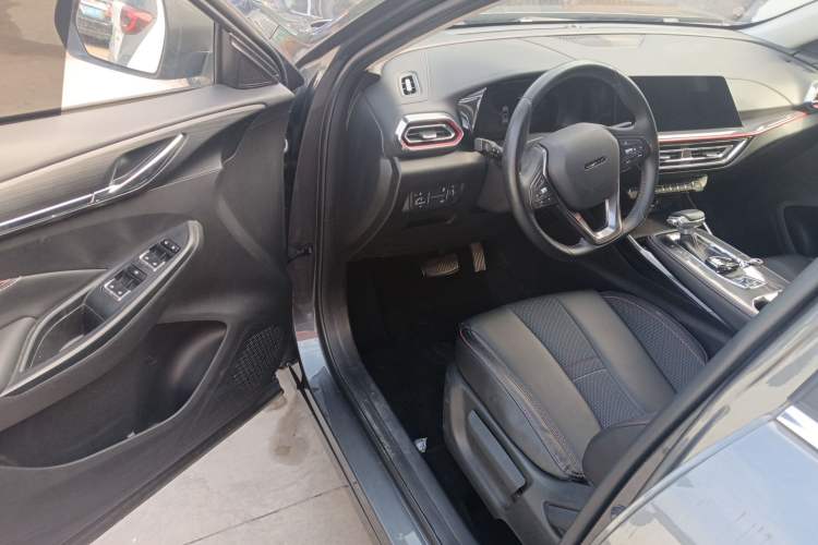 Used Oshan X5 2021 1.6L CVT Luxury Model
