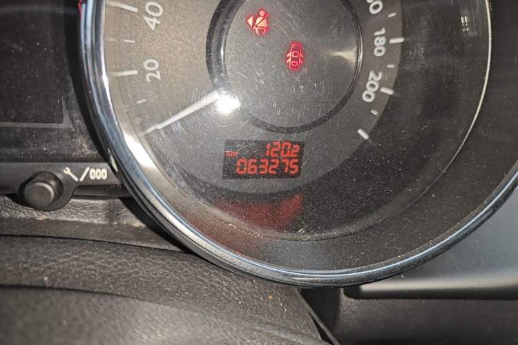 Used Peugeot 3008 2013 2.0L Automatic Trend Edition