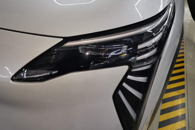 Used AION Y 2023 Plus 510 Smart Edition Left Front Headlight