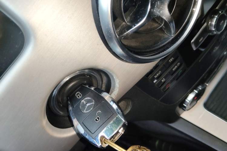 Used Mercedes-Benz GLK-Class 2015 GLK 260 4MATIC Dynamic Edition Ultimate Version