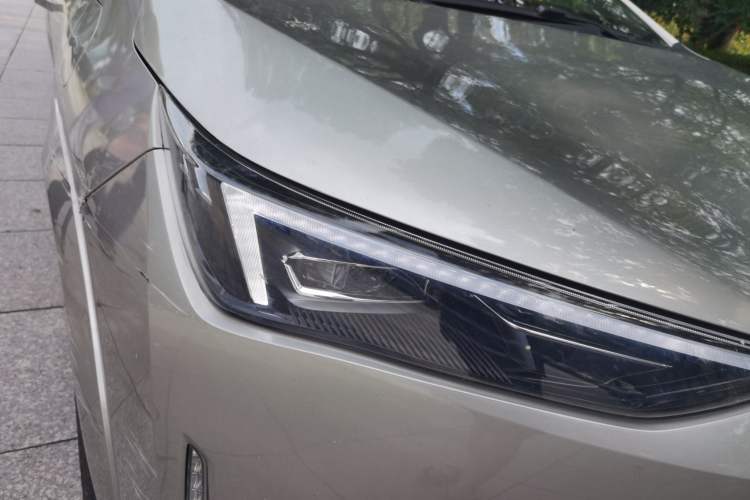 Used Hycan Z03 2022 510 km Range Trendy Cool Version 135 kW 63.98 kWh