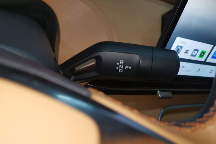 Used Geely Galaxy Xingjian 7 EM-i 2025 120km Exploration+ Version
