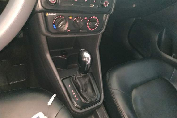 Used Volkswagen Jetta 2017 1.5L Automatic Fashion Model