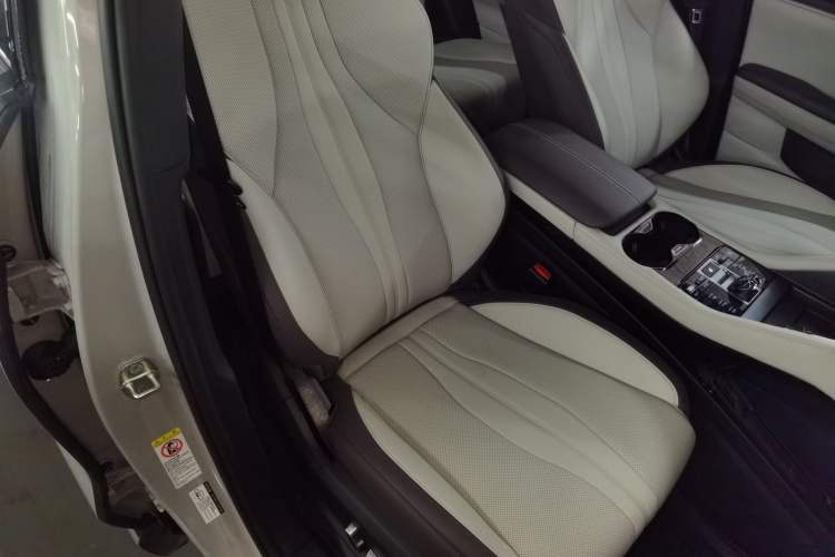 Used BYD Song PLUS New Energy 2025 DM-i Intelligent Driving 160KM Flagship Model Right Front Seat