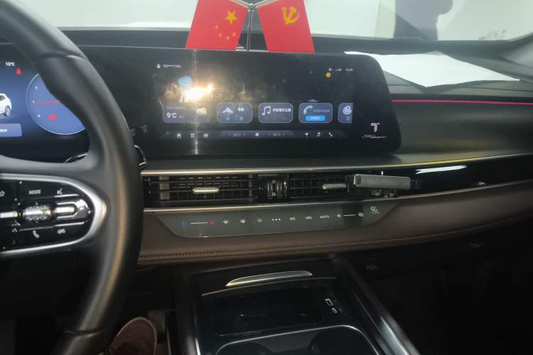 Used Chery Tiggo 8 PLUS 2024 Champion Edition 290TGDI DCT Deluxe Version 5-Seater