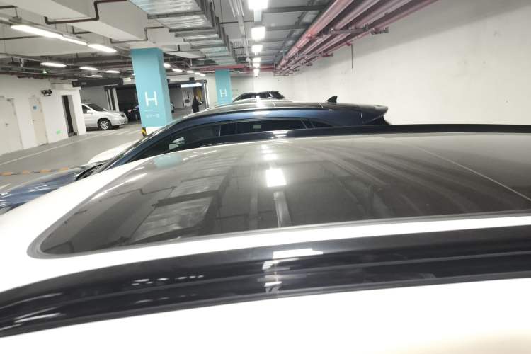 Used Wey VV7 2017 2.0T Flagship Model Roof