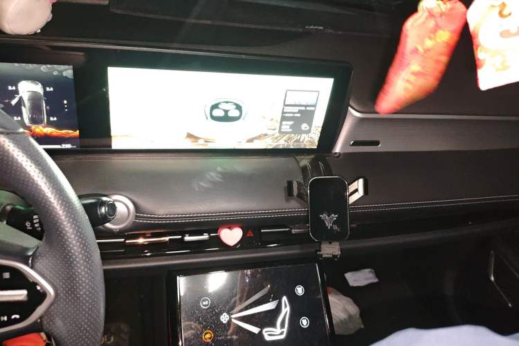 Used NETA U 2022 Zhi400 Pro Ternary Lithium
