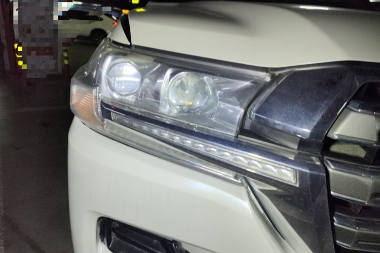 Used Toyota Land Cruiser 2019 4.0L 7-Seater Automatic Transmission Middle East Version
